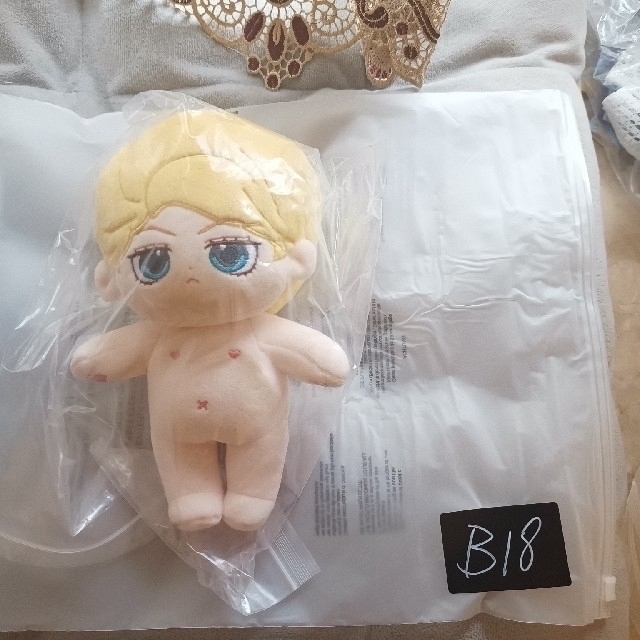 ジョジョの奇妙な冒険 プロシュート 着せ替え ぬいぐるみ 20cmの ジョジョの奇妙な冒険 プロシュート 着せ替え ぬいぐるみ 20cmの