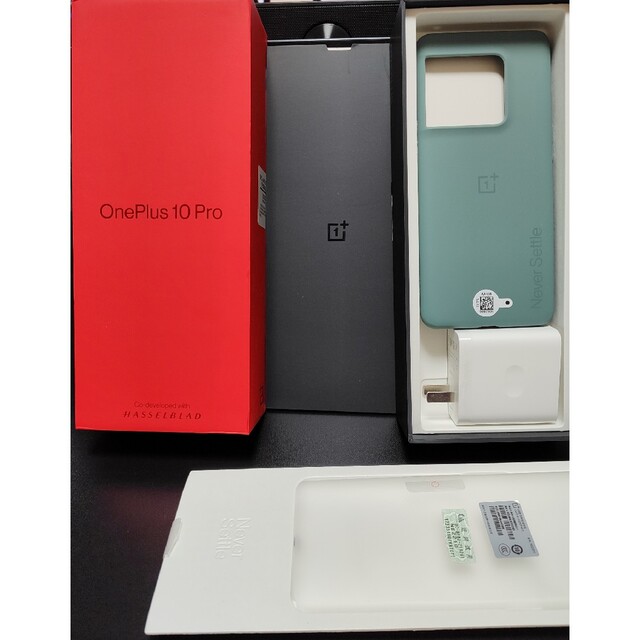OPPO(オッポ)のOneplus 10 Pro 中国版 12/256 Green NE2210 スマホ/家電/カメラのスマートフォン/携帯電話(スマートフォン本体)の商品写真