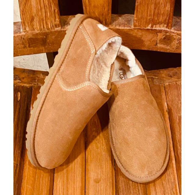 UGG(アグ)の完売しました。。。。。。新品✨27⇒26cm前後相当✨UGG✨KENTON メンズの靴/シューズ(スリッポン/モカシン)の商品写真