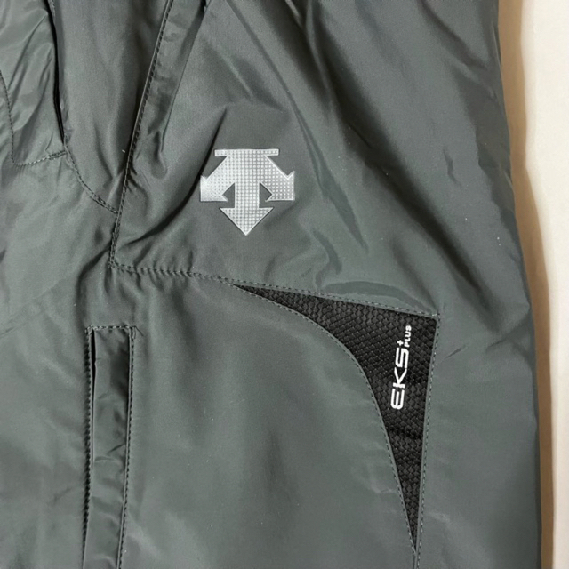 DESCENTE(デサント)の【未使用品】DESCENTE デサント EKS plus THERMO パンツ スポーツ/アウトドアのトレーニング/エクササイズ(その他)の商品写真