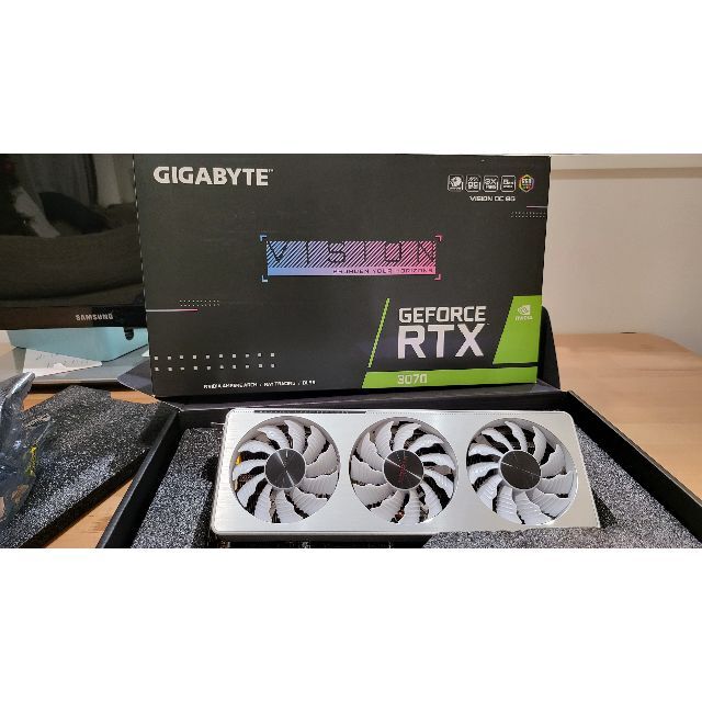 GIGABYTE RTX 3070 vision