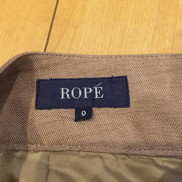 ROPE’(ロペ)のROPE ベージュハーフパンツ レディースのパンツ(ハーフパンツ)の商品写真