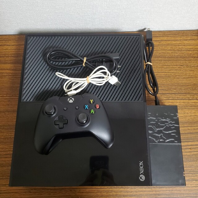 マイクロソフト発売日XBOX ONE 500GB すぐに遊べるセット 初期化済み