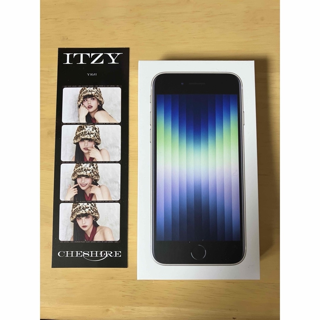 ITZY(イッチ)のITZY イェジ Cheshire クリアフォトカード 4カットフィルム セット エンタメ/ホビーのCD(K-POP/アジア)の商品写真