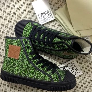 ロエベ スニーカー(レディース)の通販 47点 | LOEWEのレディースを買う