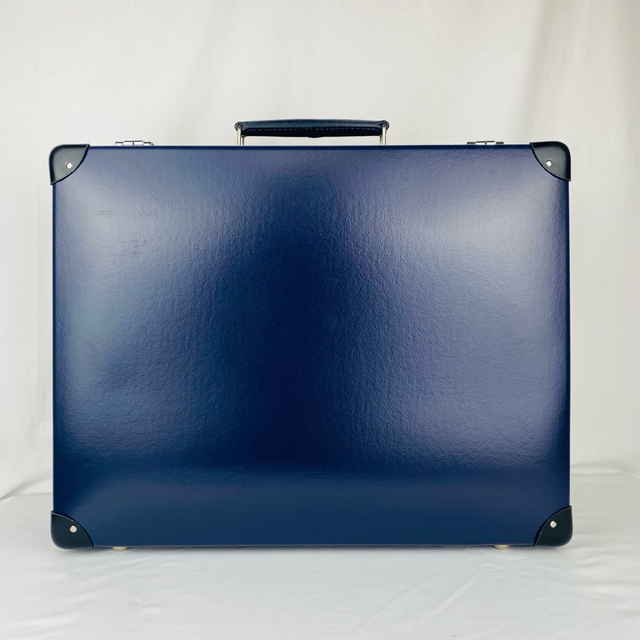 色々な 【美品】GLOBE - GLOBE-TROTTER TROTTER 18インチ / スリム
