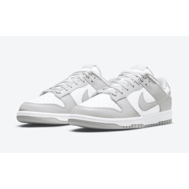 評価541！NIKE DUNK LOW GREY FOG