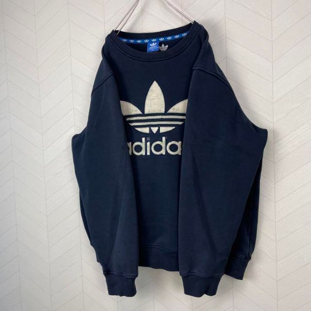 adidas(アディダス)のアディダス デカロゴ トレーナー クルーネック 刺繍 スウェット 紺 USA古着 レディースのトップス(トレーナー/スウェット)の商品写真