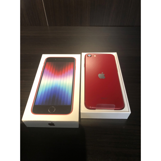 iPhone SE3 64GB 新品未使用 ドコモ SIMロック解除済み-