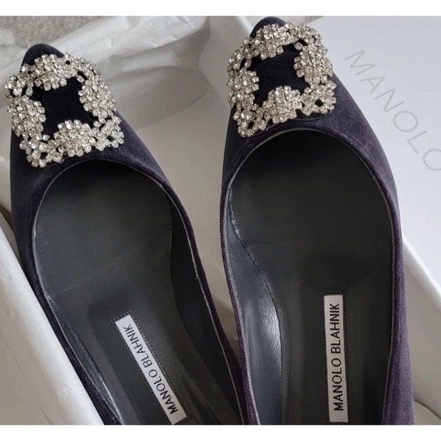 楽天最安値に挑戦】 MANOLO BLAHNIK - ハンギシフラット ベルベット