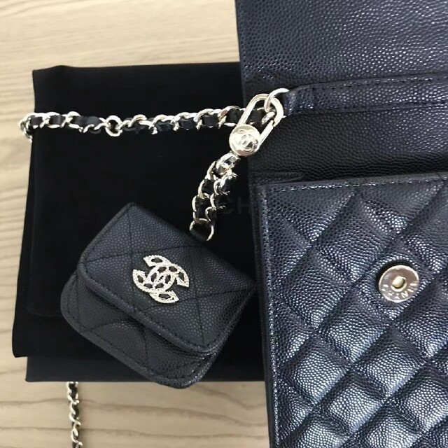 低価格の CHANEL シャネル⭐︎フォンケース 携帯ケース 希少 チェーンバック ショルダーバッグ 