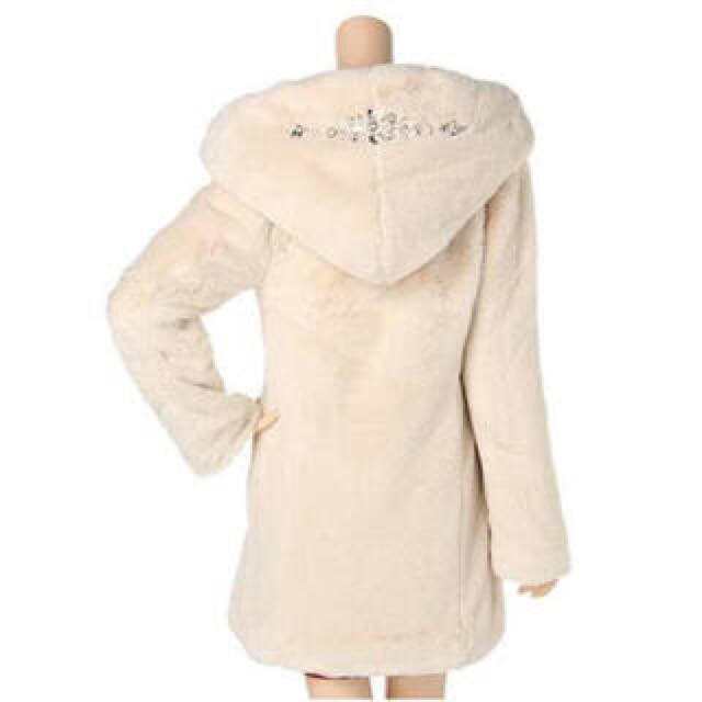 DaTuRa(ダチュラ)のDatulaファーコート♡購入者様にてクリーニング レディースのジャケット/アウター(毛皮/ファーコート)の商品写真