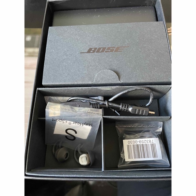 BOSE Sound Sport Free 箱付き　イヤホンは2セット 2