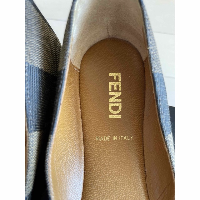 FENDI☆フラットシューズ