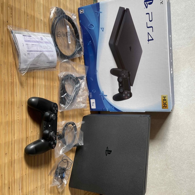 PS4 本体 Slim 1TB /CUH-2200B B01