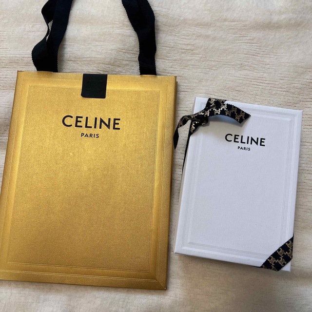 celine(セリーヌ)の【新品未使用】CELINE セリーヌ 財布 トリオンフ 完売品 レディースのファッション小物(財布)の商品写真