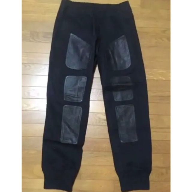 NEIL BARRETT コレクション使用 レザーパッチジョガーパンツ | pf.edu.mx