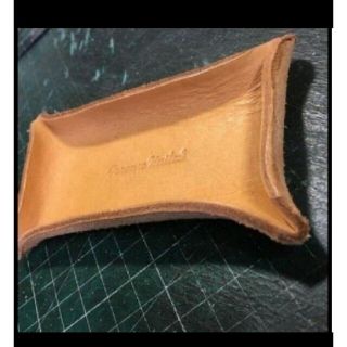 トチギレザー(栃木レザー)の刻印無料❕ワンコイン☺leather mini tray wild ⛺(インテリア雑貨)