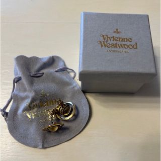 ヴィヴィアンウエストウッド(Vivienne Westwood)のVivienne Westwood スモールオーブピアス　ゴールド(ピアス)