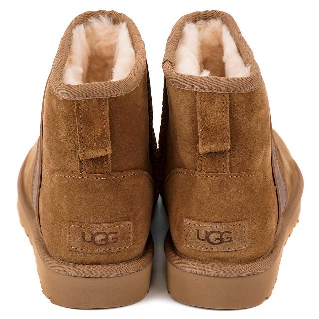 UGG(アグ)のムートンブーツ UGG CLASSIC MINI SIDELOGO 22cm レディースの靴/シューズ(ブーツ)の商品写真