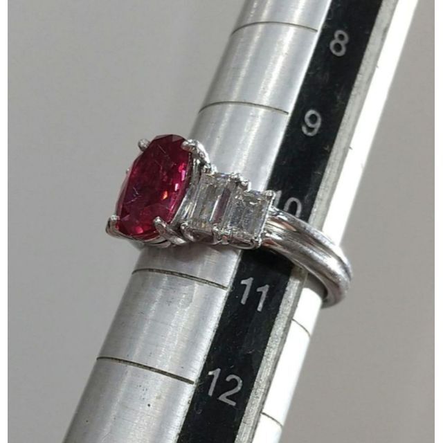 ルビーの指輪 ルビーダイヤモンドプラチナリング ルビーデザインリング