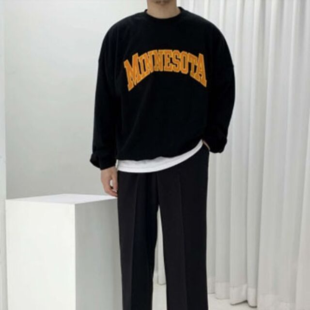 なえなのさん着用 ミネソタスウェット トレーナー 刺繍アーチロゴ