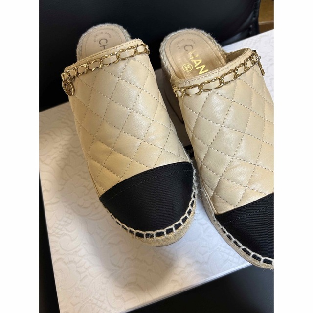 CHANEL 23cm