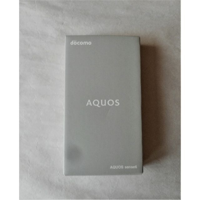 AQUOS(アクオス)のAQUOS   sense6   64gb docomo　超美品　 スマホ/家電/カメラのスマートフォン/携帯電話(スマートフォン本体)の商品写真