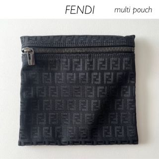 フェンディ(FENDI)の【超美品】FENDI ズッキーノ マルチポーチ/マルチケース(ポーチ)