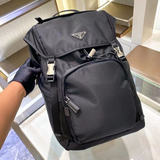 在庫一掃】 PRADA リュック/バックパック PRADA - バッグパック+