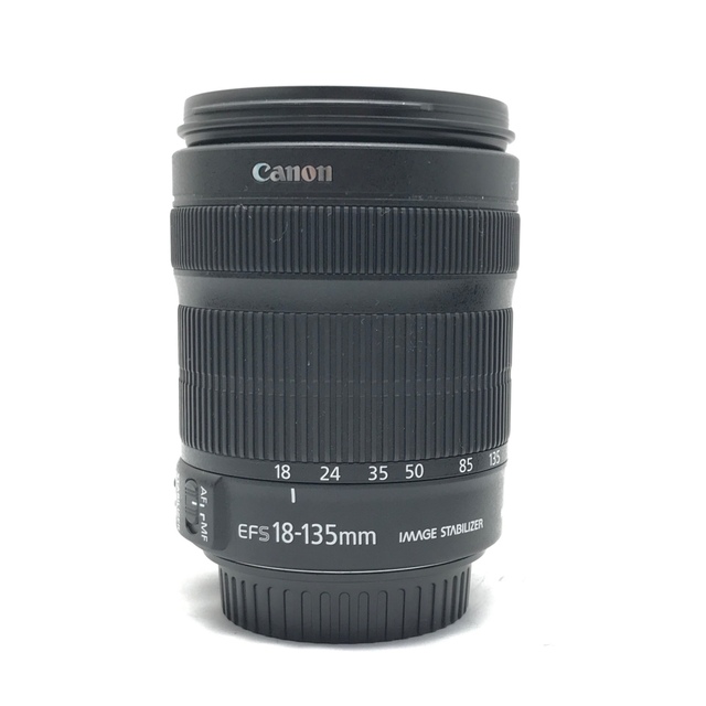 Canon EF-S 18-135 F3.5-5.6 IS STM♪フード付♪ 春先取りの 3,500円