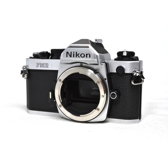 Nikon ニコン New FM2 シルバー 後期型 スマホ/家電/カメラのカメラ(フィルムカメラ)の商品写真
