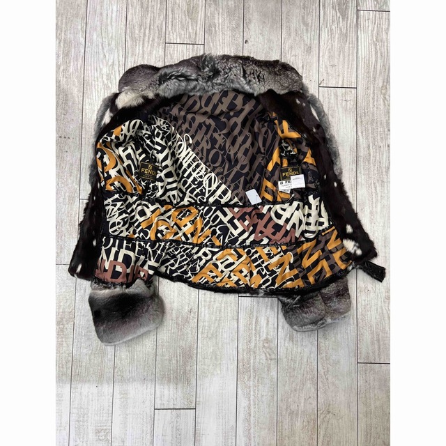 FENDI - ☆ゴージャス☆フェンディ☆チンチラ☆ショート☆コート☆ロゴ