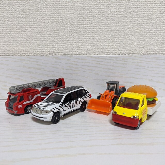 Takara Tomy(タカラトミー)のトミカまとめ キッズ/ベビー/マタニティのおもちゃ(電車のおもちゃ/車)の商品写真