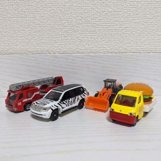 タカラトミー(Takara Tomy)のトミカまとめ(電車のおもちゃ/車)