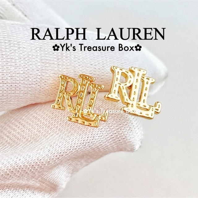 Ralph Lauren(ラルフローレン)のG305/RALPH LAUREN/ゴールドRLL ステッチロゴスタッドピアス レディースのアクセサリー(ピアス)の商品写真