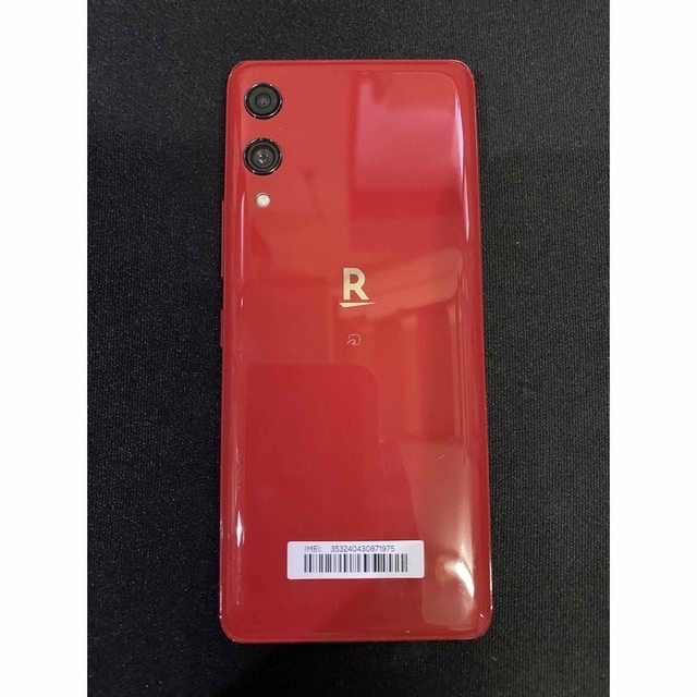 Rakuten(ラクテン)のrakuten hand red 4G スマホ/家電/カメラのスマートフォン/携帯電話(スマートフォン本体)の商品写真