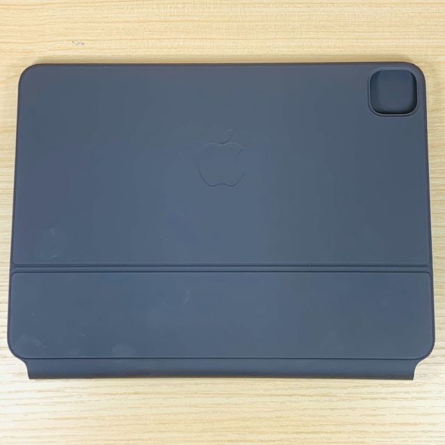 Apple(アップル)のApple iPad Magic Keyboard MXQT2J/A T231 スマホ/家電/カメラのPC/タブレット(PC周辺機器)の商品写真