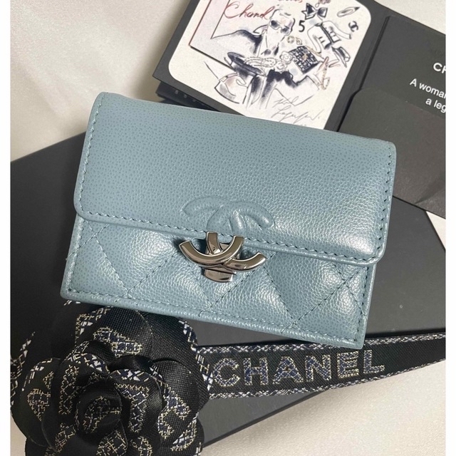 【美品】CHANEL ハーフココ マトラッセ レザー 三つ折り 財布