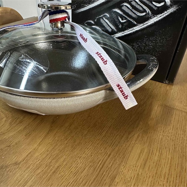 ラスト1点新品16cmストウブ ベビーウォック カンパーニュstaub ラスト1点新品16cmストウブ ベビーウォック カンパーニュstaub