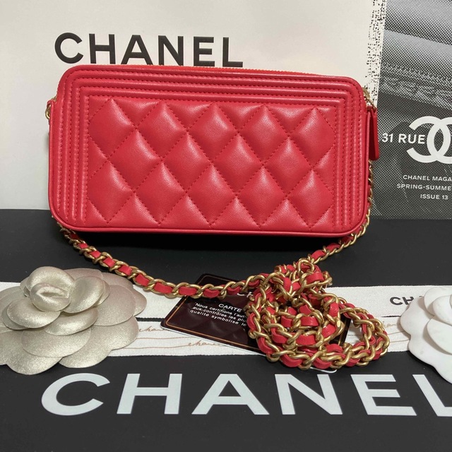 CHANEL(シャネル)の専用♡超美品★ シャネル ボーイシャネル チェーン ウォレット 正規品   レディースのバッグ(ショルダーバッグ)の商品写真