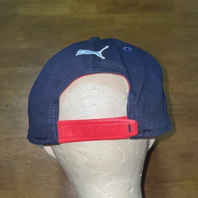 PUMA(プーマ)のRedBull プーマ PUMA ESS CAP トレーニング 帽子  メンズの帽子(キャップ)の商品写真