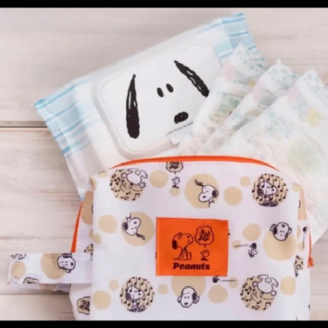 SNOOPY(スヌーピー)のスヌーピー⭐︎おむつポーチ キッズ/ベビー/マタニティのおむつ/トイレ用品(ベビーおむつバッグ)の商品写真