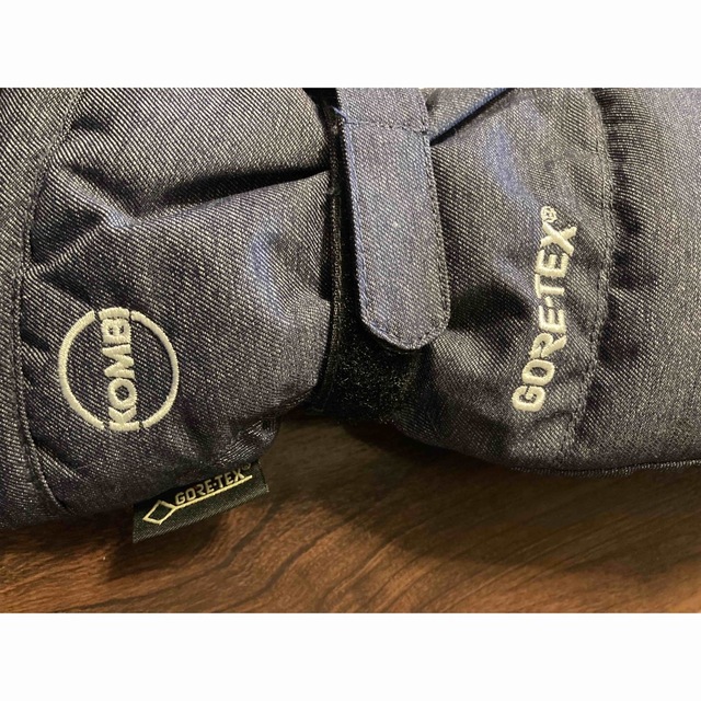 【hon110様お取り置き】KOMBI　GORE-TEXミトングローブ レディースのファッション小物(手袋)の商品写真