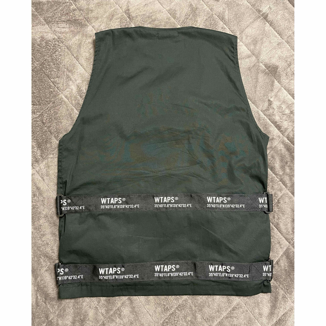 W)taps(ダブルタップス)のWtaps HAGGERZ VEST COTTON POPLIN XL早い物勝ち メンズのジャケット/アウター(その他)の商品写真