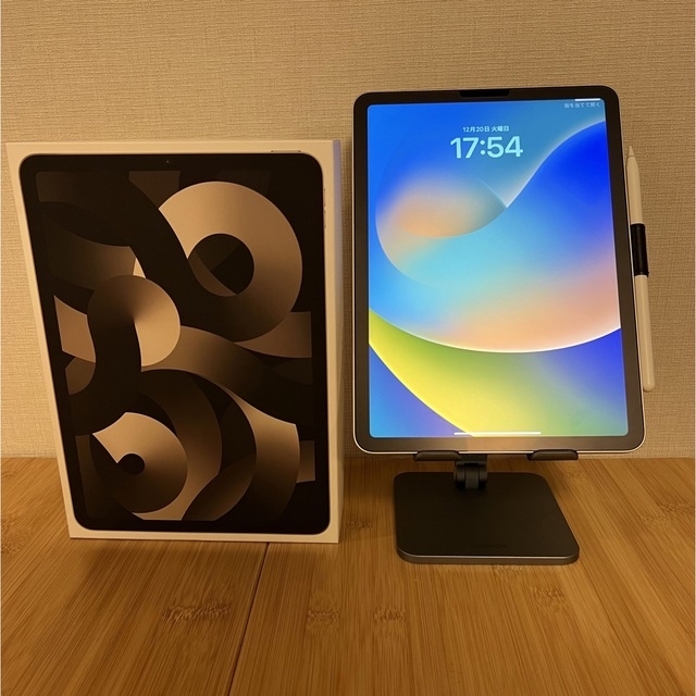 人気TOP Apple - iPad air 64GB 第5世代 Wi-Fiモデル スターライト M1