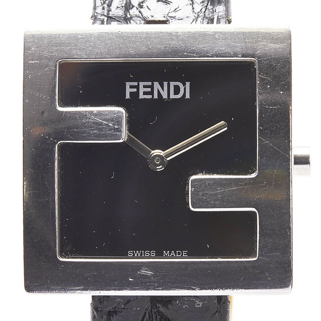 【箱・ギャラあり】 FENDI
クオーツ時計 　082-320L-880　 ステンレススチール　革ベルト 　黒文字盤　腕時計　レディース松山久万ノ台店