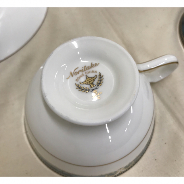 Noritake ESSEX COURT カップ　ソーサ　ケーキ皿大倉陶園