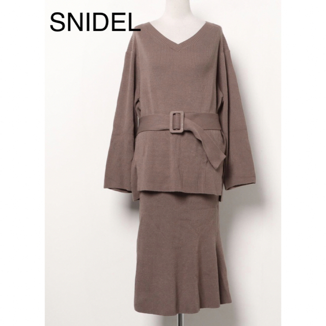 SNIDEL リブニットセットアップ