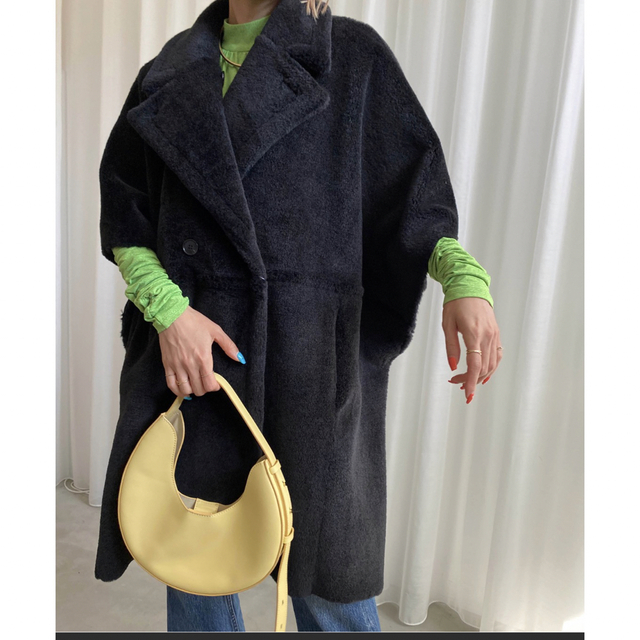 Vampire AMERI REVERSIBLE BOA PONCHO COAT | concessionariareviver